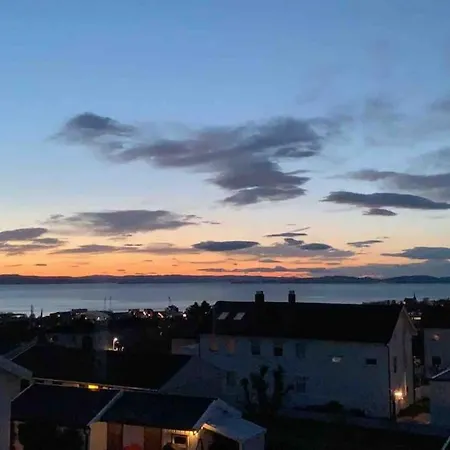 Familiebolig Med Nydelig Utsikt Apartamento Trondheim