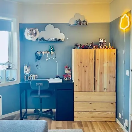 Familiebolig Med Nydelig Utsikt Apartamento *