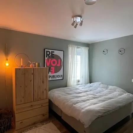 Apartamento Familiebolig Med Nydelig Utsikt