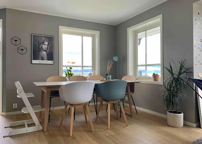 Familiebolig Med Nydelig Utsikt Apartmán